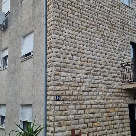 Vesna Apartment